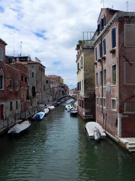 Biennale 252 Apartment Venice Bilik gambar