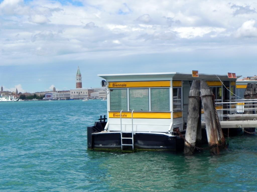 Biennale 252 Apartment Venice Bilik gambar